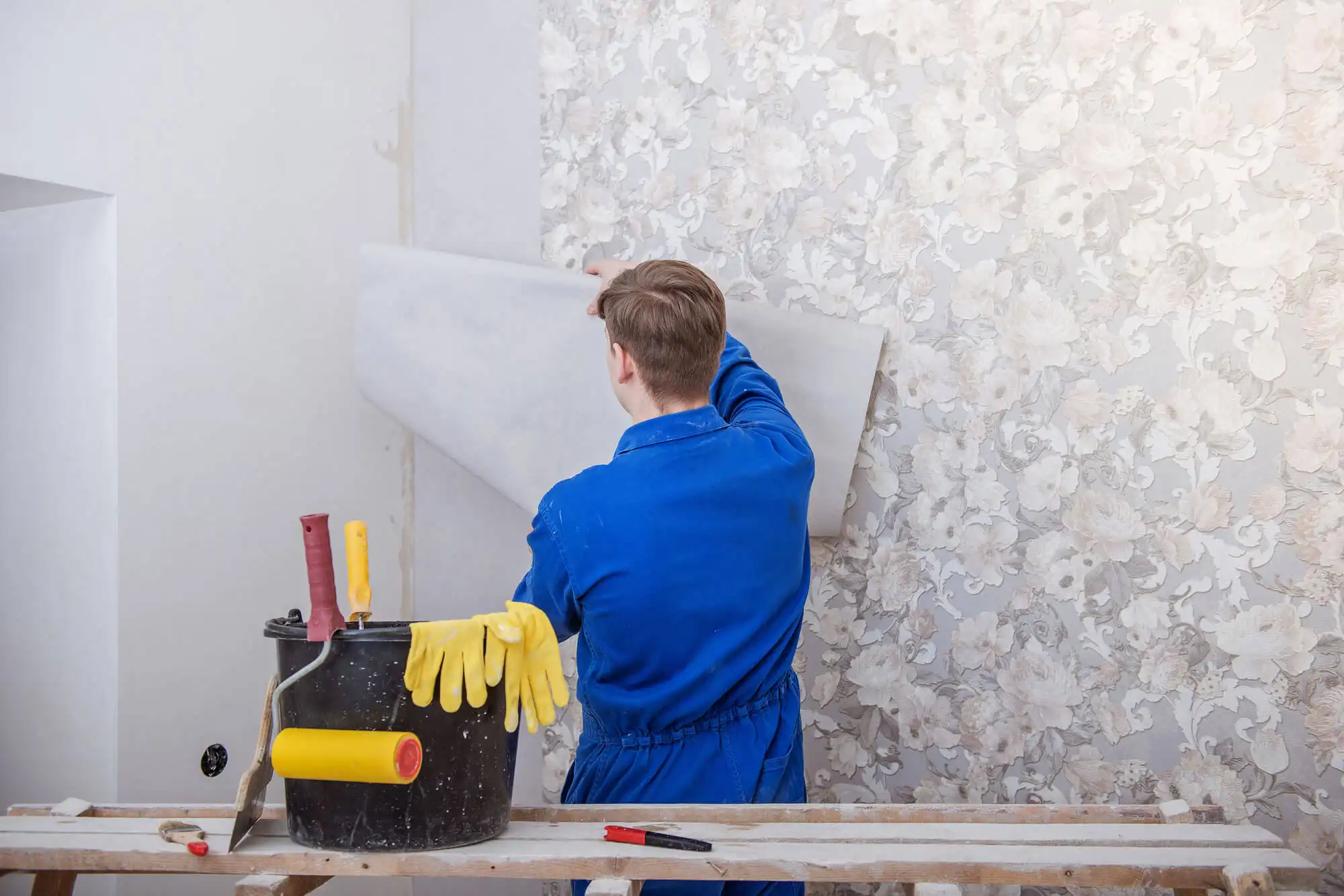 E&B Luxury Wallcovering team craftsmanship and wallpaper expertise